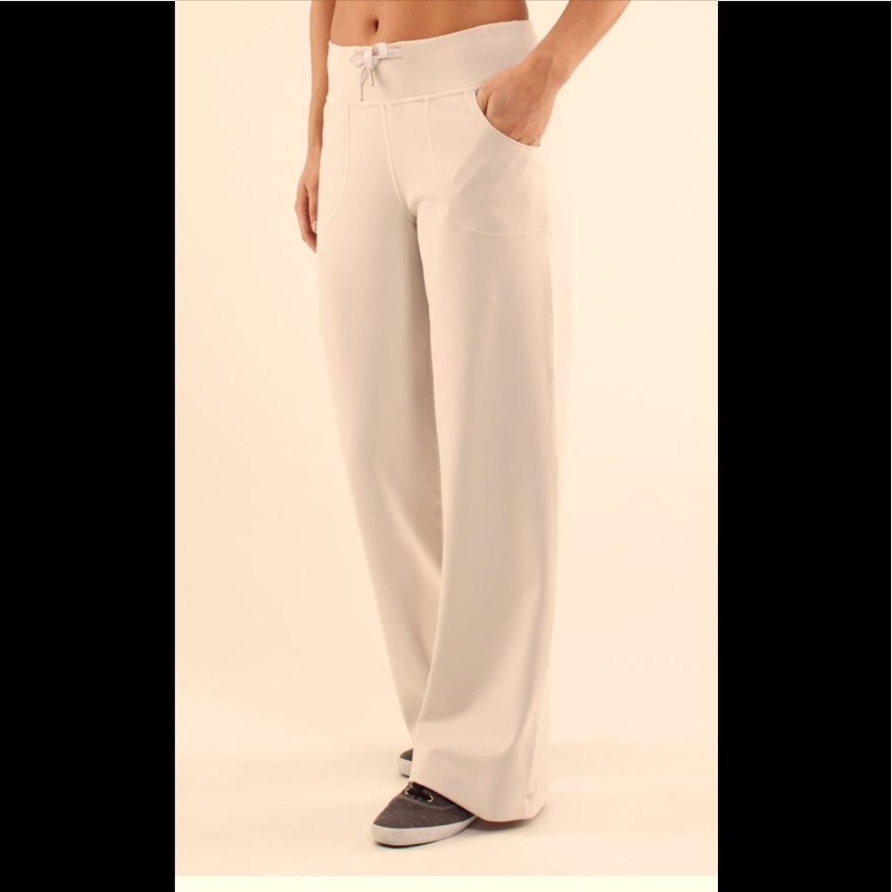 😎SALE😎lululemon Still Pant